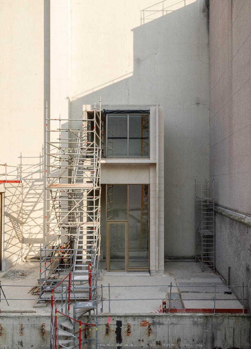 16 Franklin Azzi 26 Champs Élysées prototype 11h45