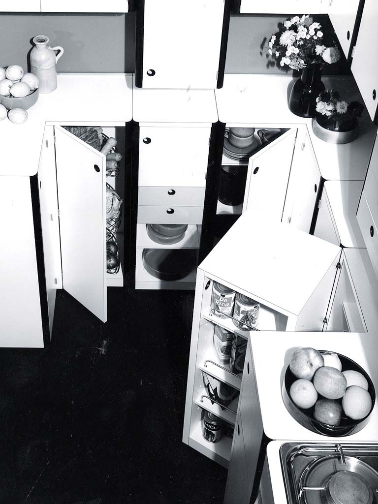 12 AD Intérieur Living space kitchen created for Snaidero 1968 Virgilio Forchiassin