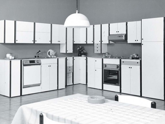 15 AD Intérieur spazio opuscoli 69 Virgilio Forchiassin