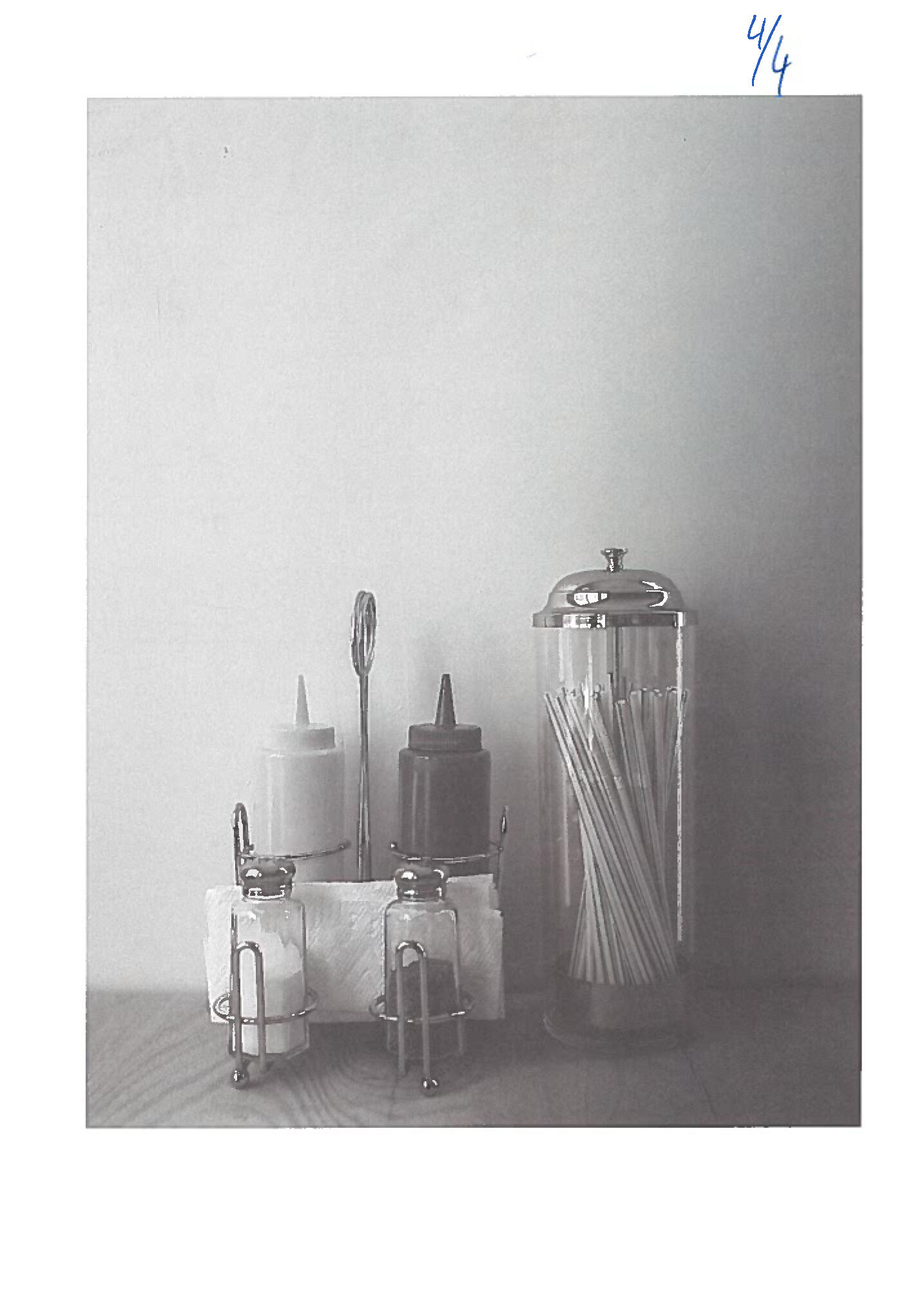 5 Setting a Nations Table A century in the Life of the American Diner Words by Jessica Gilgurd photography by Antonio Diaz