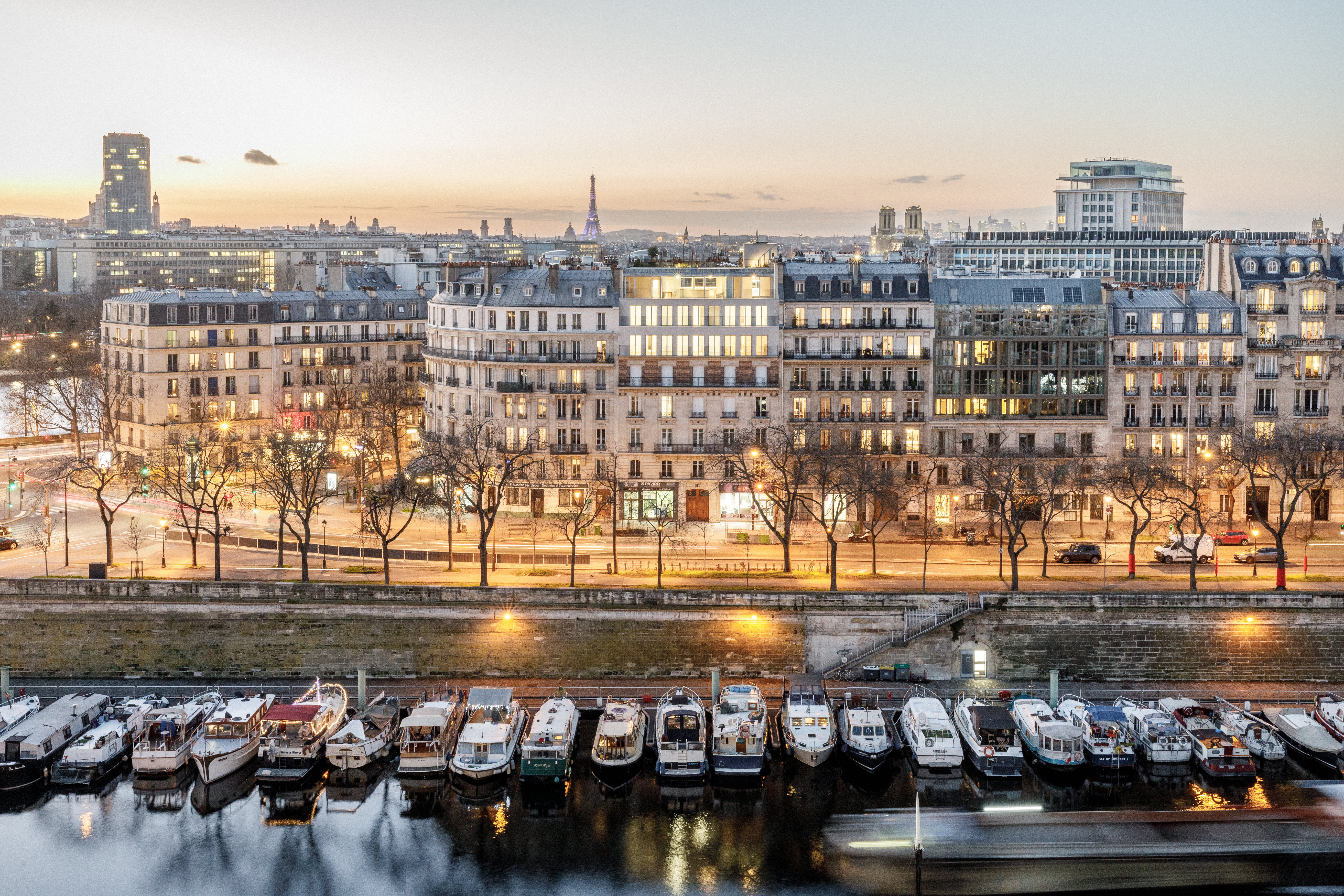 BOURDON HOUSING © 11h45