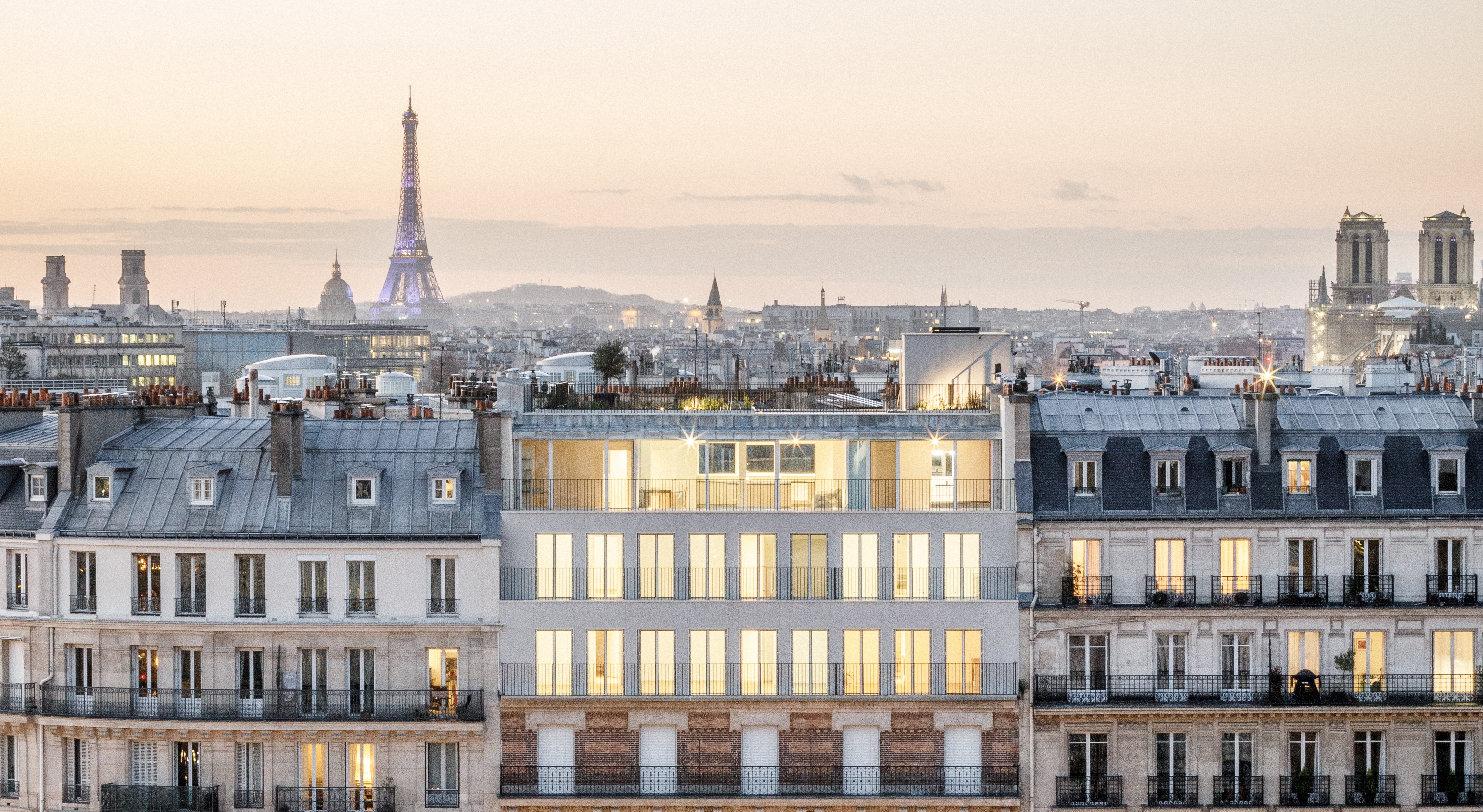 BOURDON HOUSING © 11h45