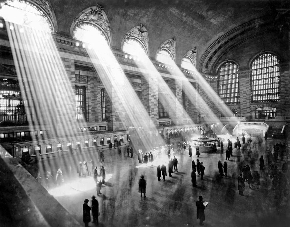 46 Sun Beams Into Grand Central Station 1930 2022 Hal Morey