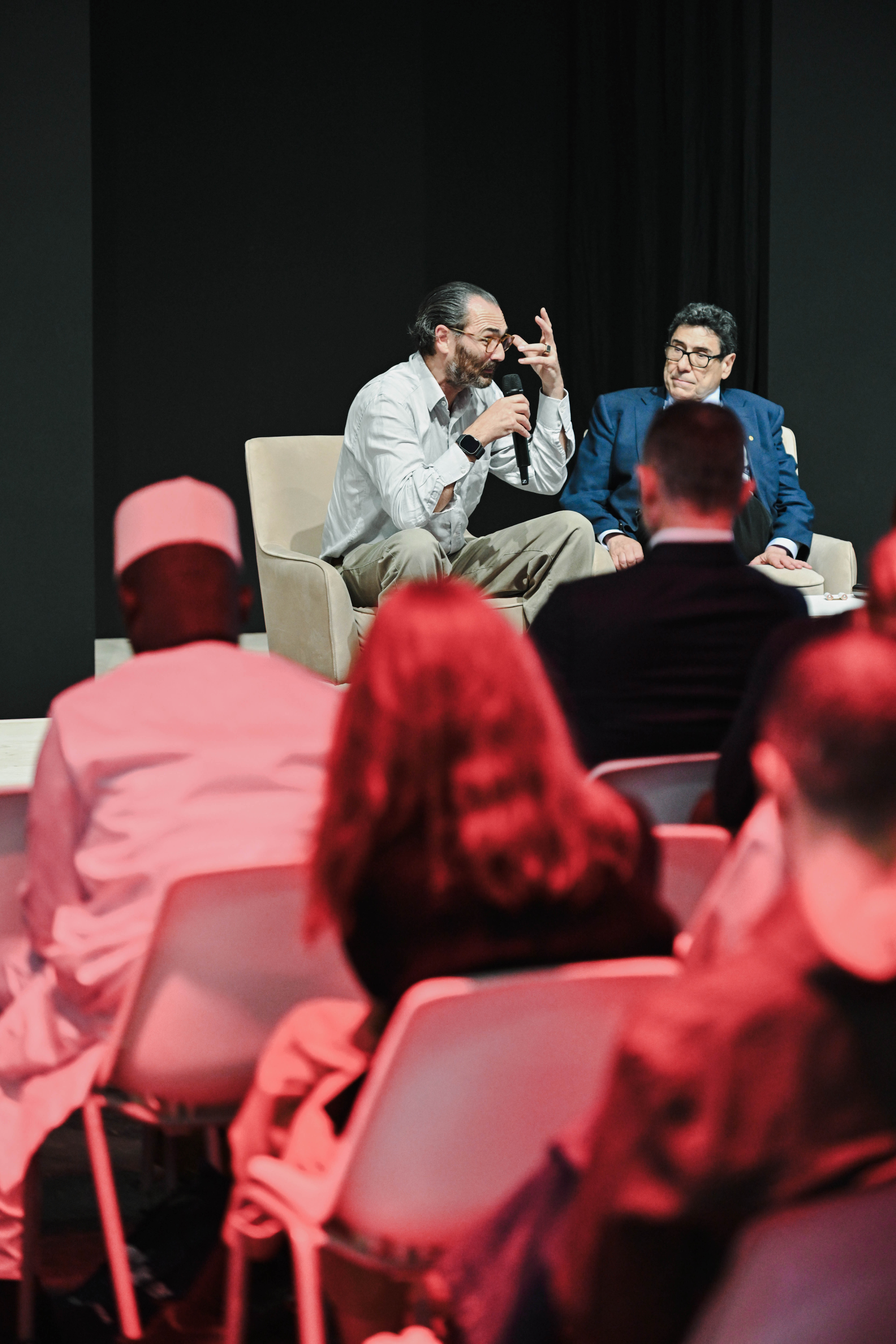 Franklin Azzi and Philippe Aghion Opening lecture, “The Building in Motion”, Paris Builders Show © Batimat