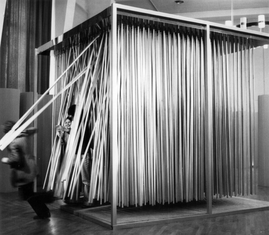 27 12 ans d Art Contemporain en France exhibition Galeries nationales du Grand Palais Paris France 1972 André Morain Archives Soto