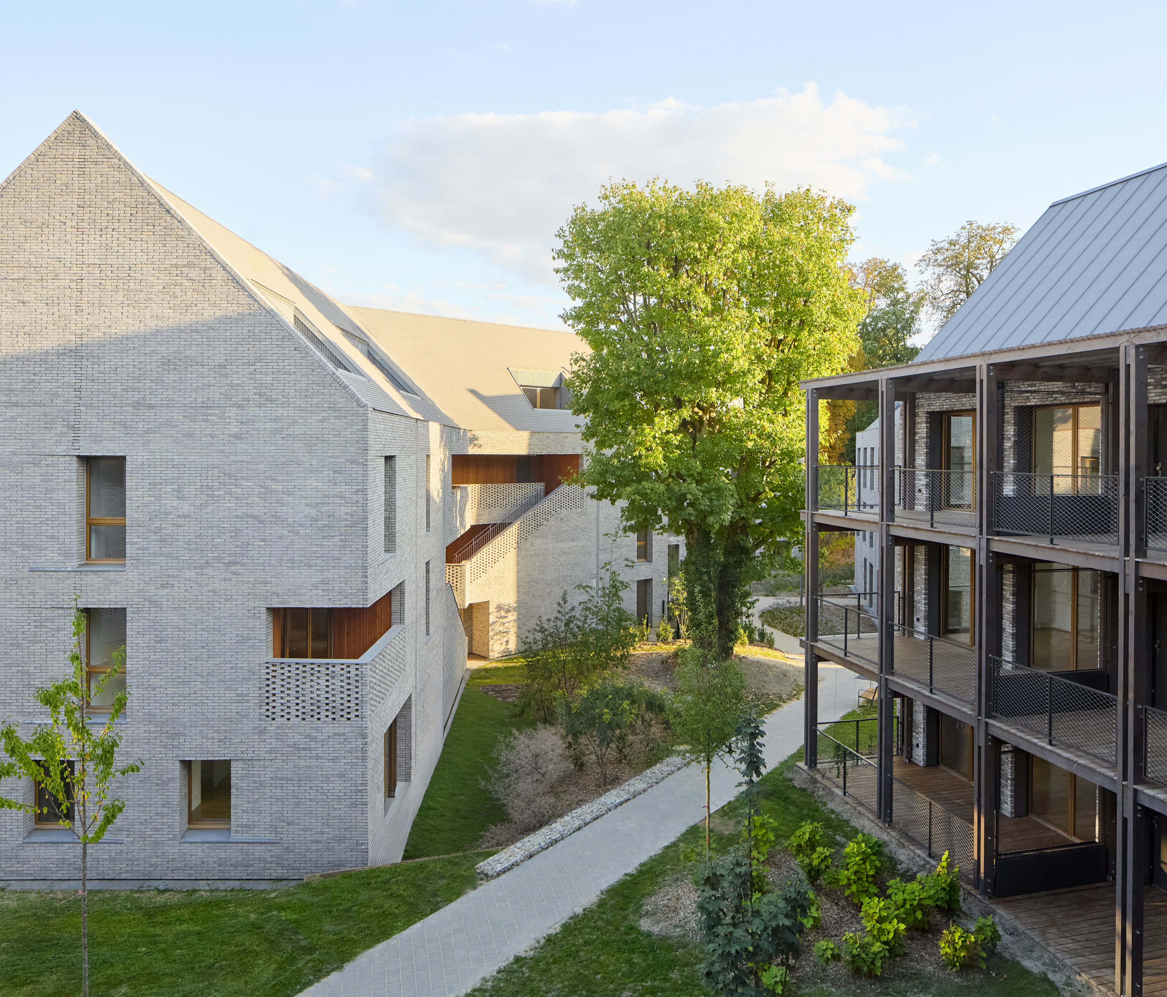Versailles, Housing La Bruyère, Franklin Azzi, Chartier Dalix Architectes © Jérémie Léon
