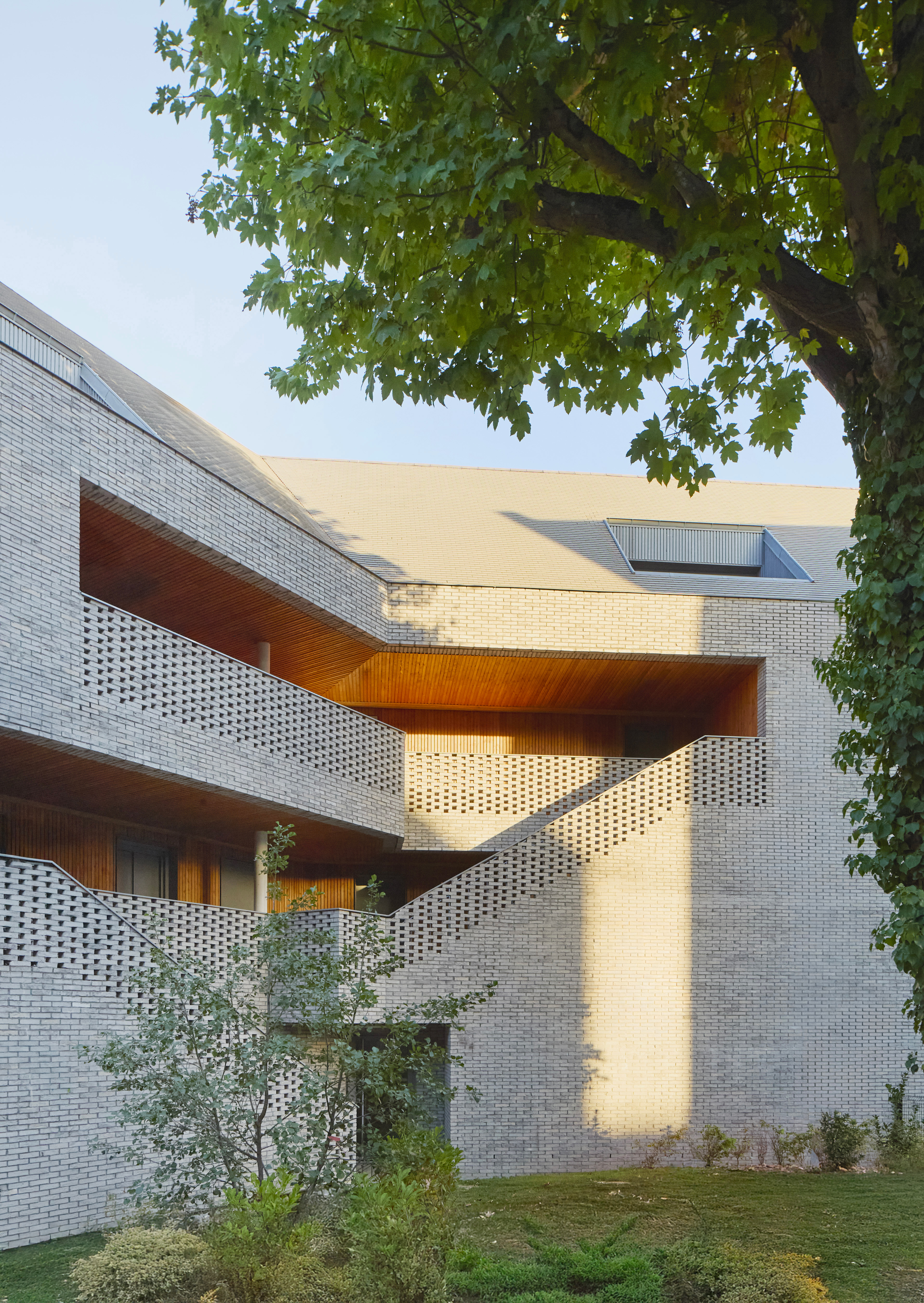 Franklin Azzi, Versailles, Housing La Bruyère © Jérémie Léon