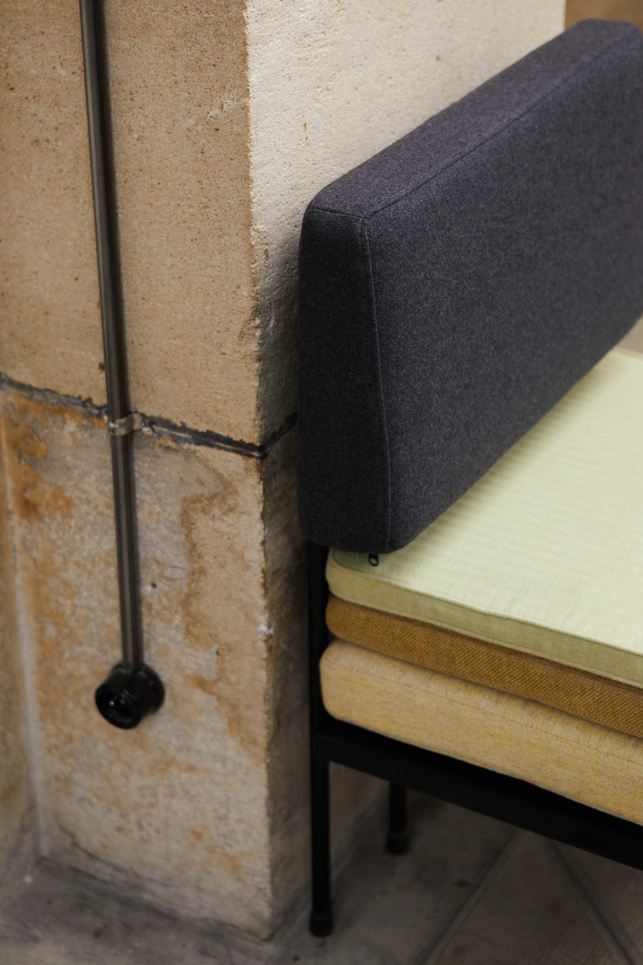 07 Franklin Azzi, Detail of Bible furniture Ep Yaying ©Alexis Raimbault