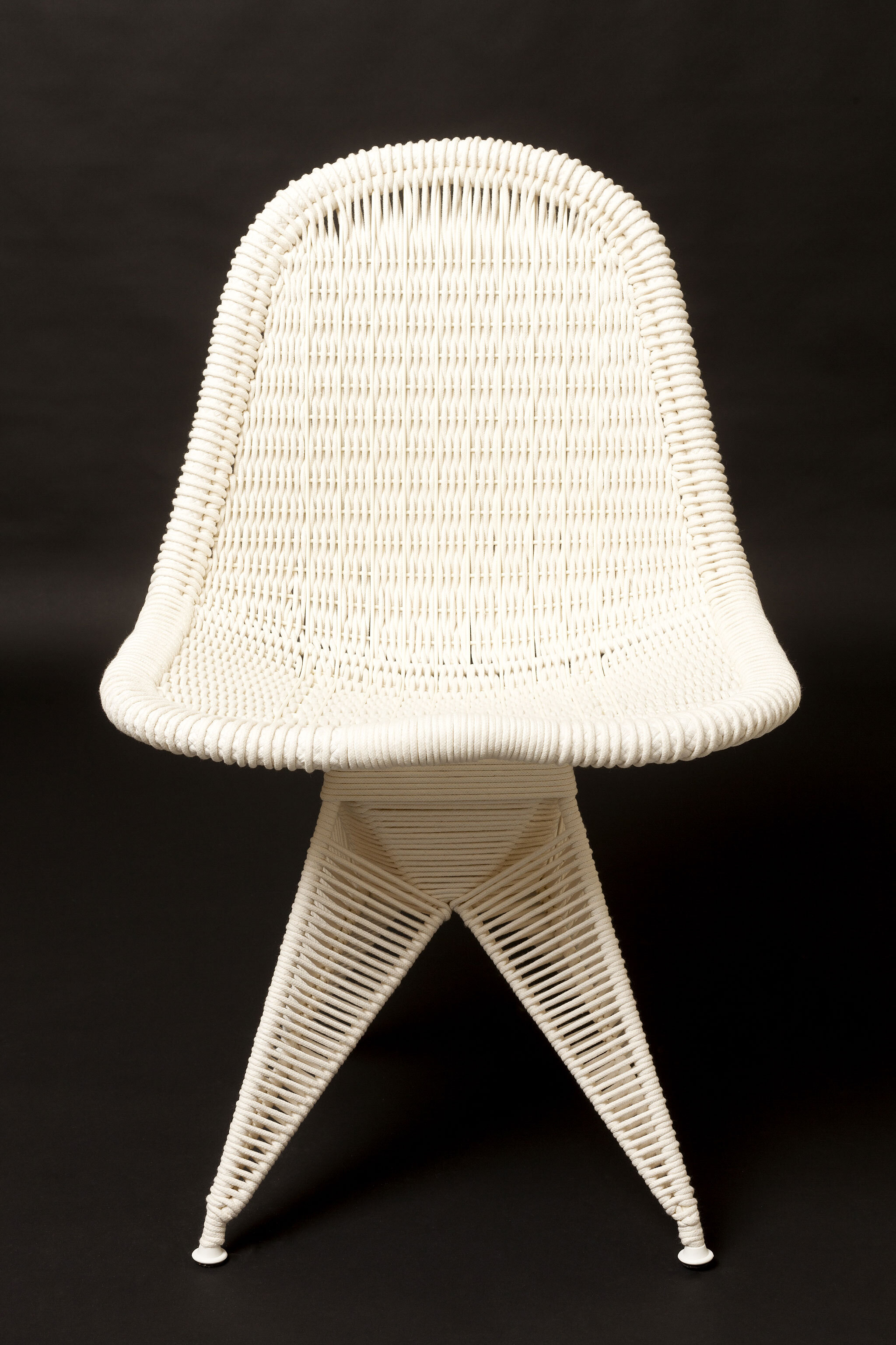 2 Franklin Azzi Eames en string Hugo Miserey