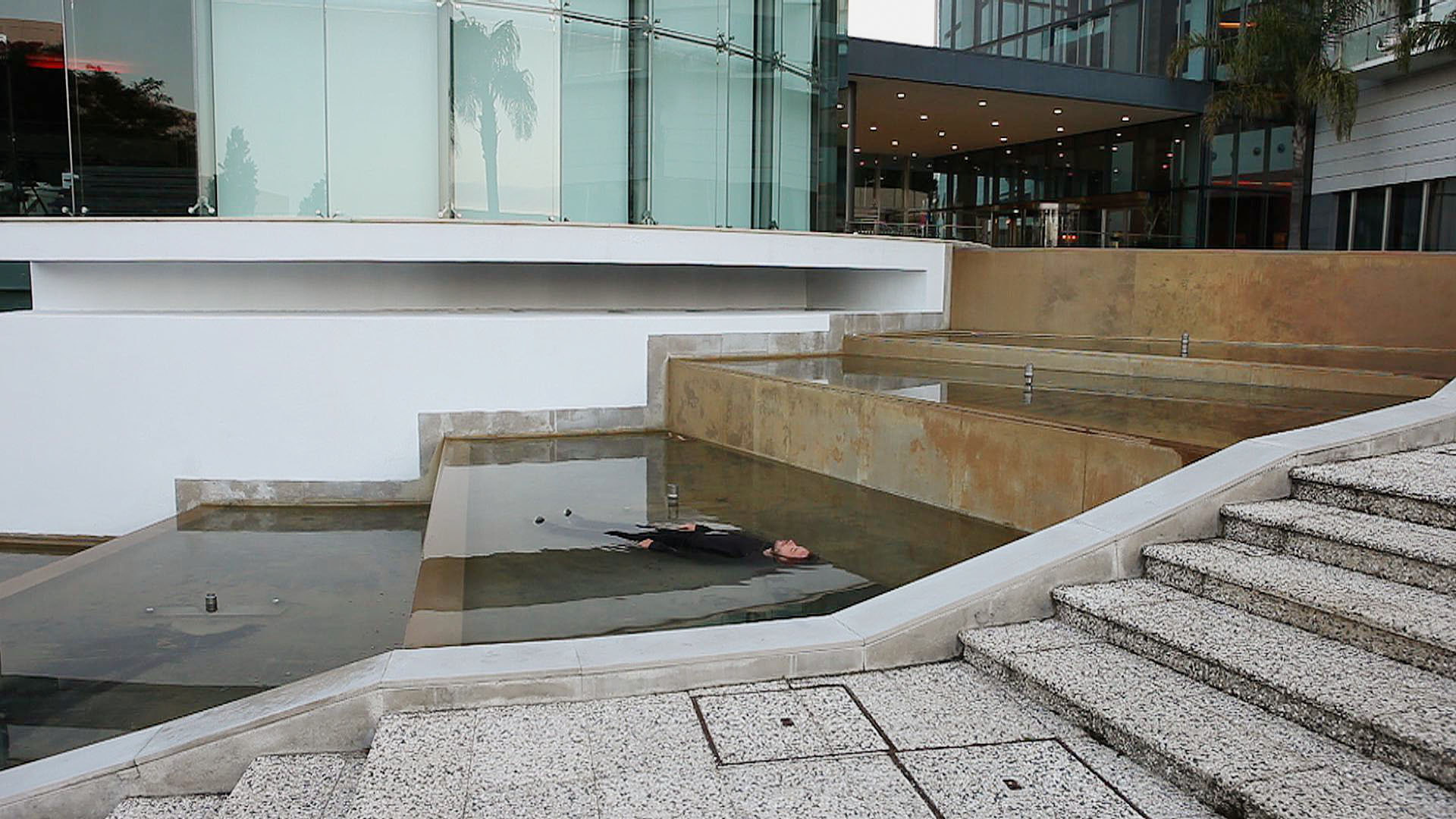 Sebastian Stumpf WASSERBECKEN 2014 3