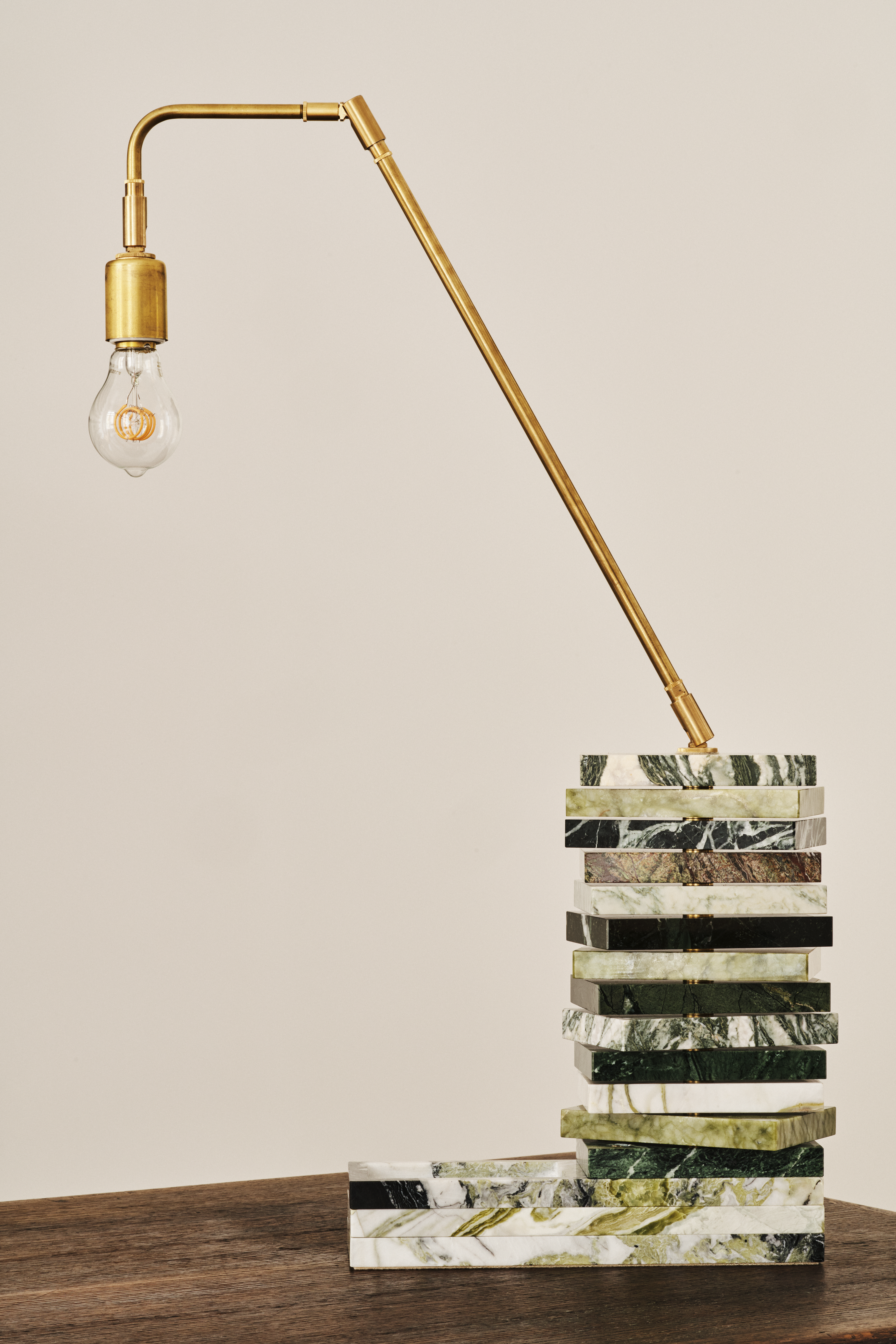 Franklin Azzi, FEATHER LIGHT © Alexandre Tabaste