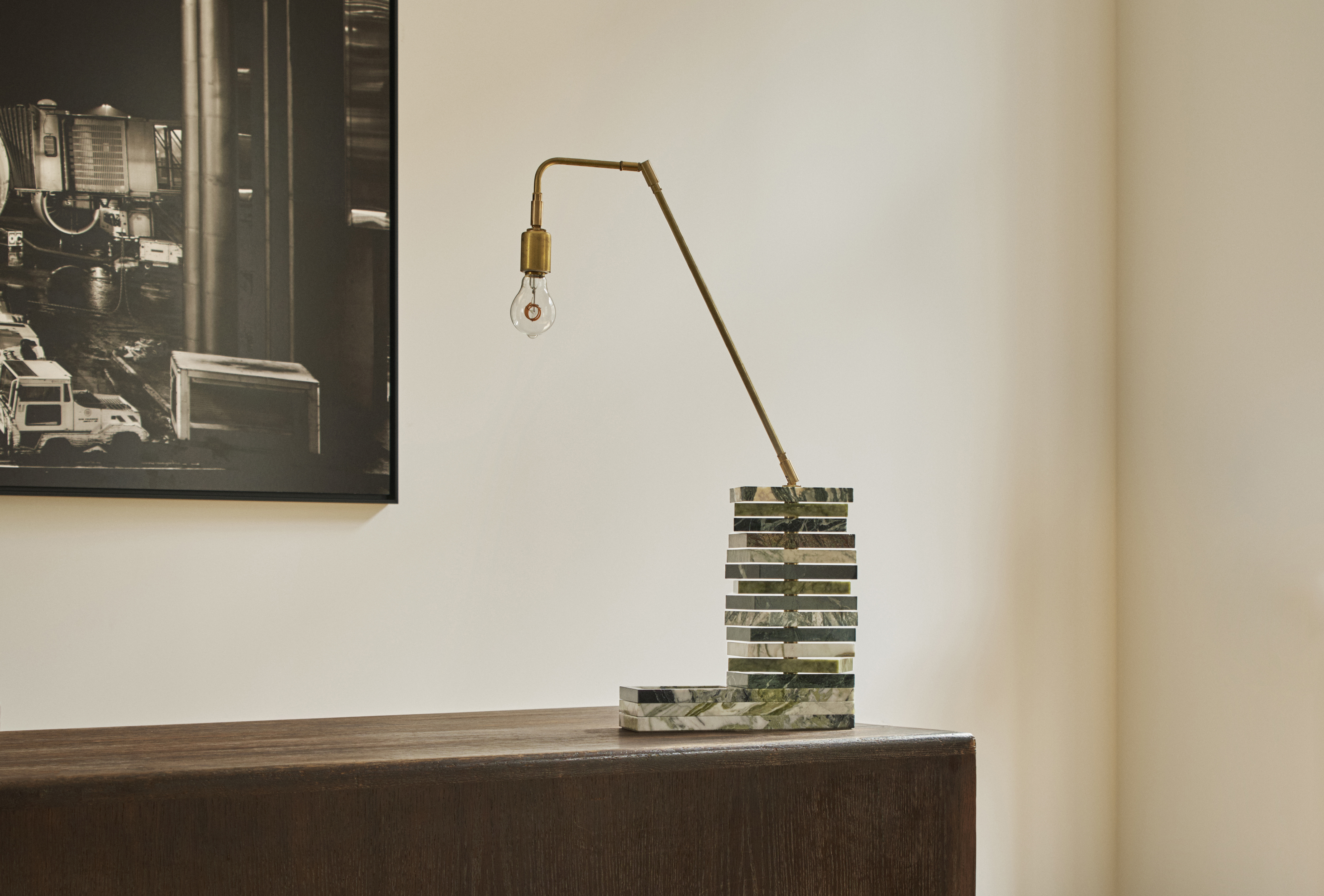 Franklin Azzi, FEATHER LIGHT © Alexandre Tabaste