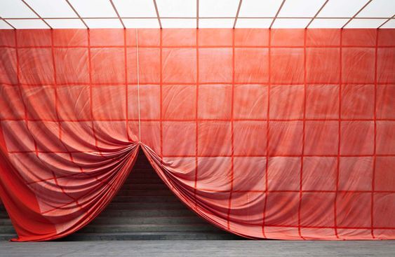 17 Performance Baisse toi montagne lève toi vallon 2005 Ulla von Brandenburg