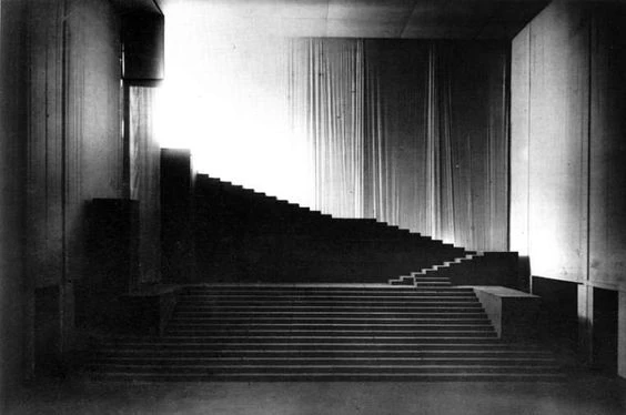 32 Hellerau Theater Orpheus set by Adolphe Appia Germany 1912 © Fonds de l'atelier photographique genevois Boissonnas