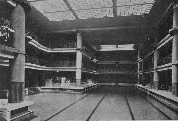 04 Hermès Pool Paris France 1936 DR