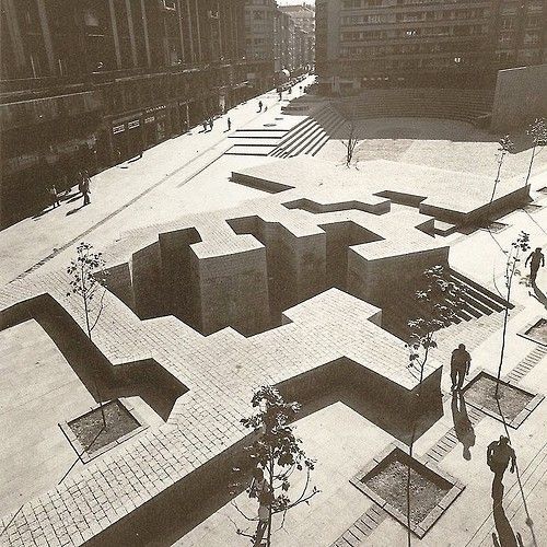06 Plaza de los Fueros Eduardo Chillida and Luis Peña Ganchegui Spain 1979 DR