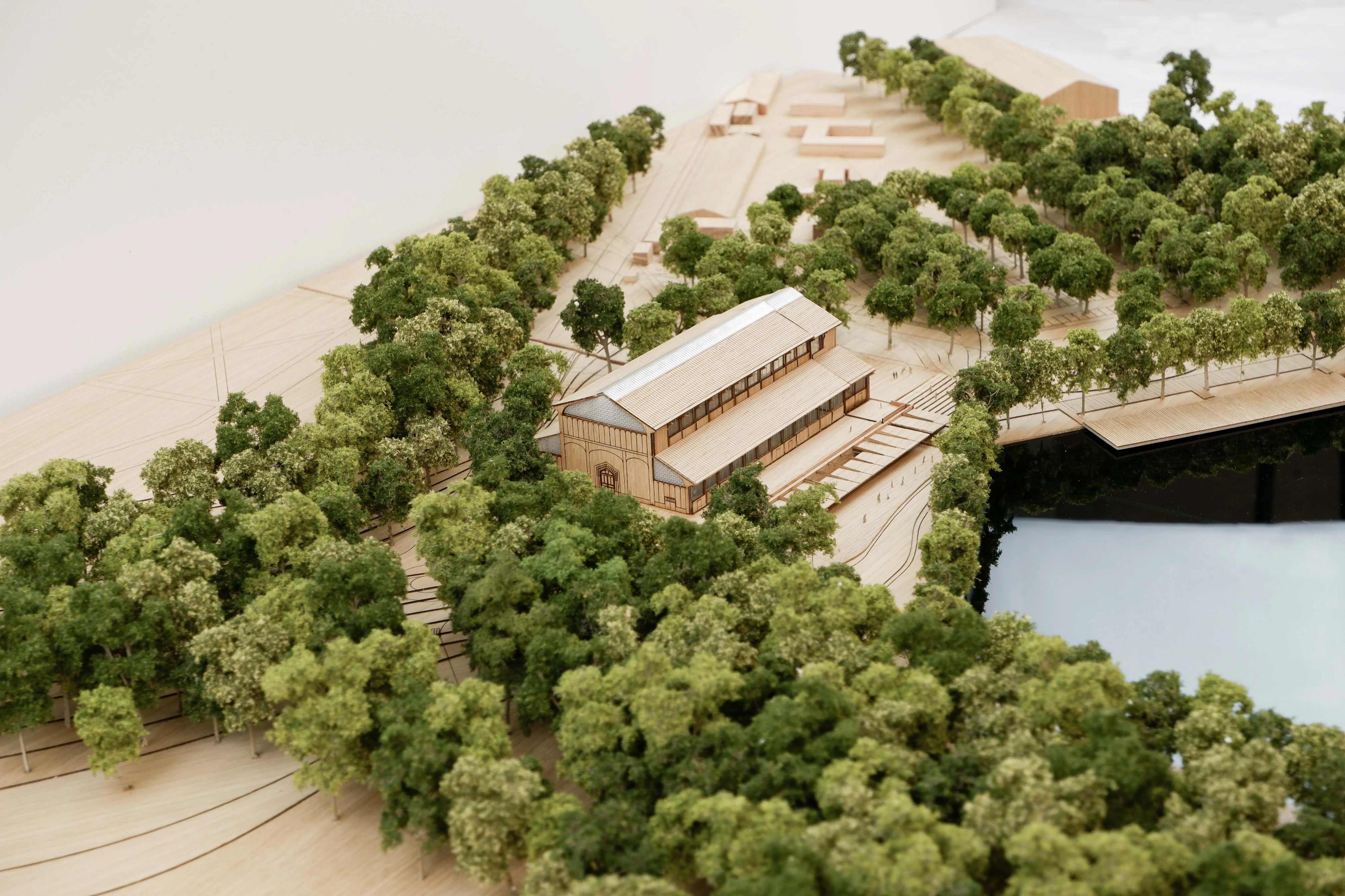 06 FRANKLIN AZZI MODEL HANGAR Y FRANKLIN AZZI