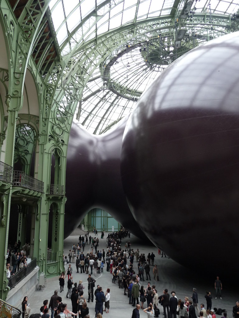 11 ANISH KAPOOR LEVIATHAN MONUMENTA 2011 PARIS DR