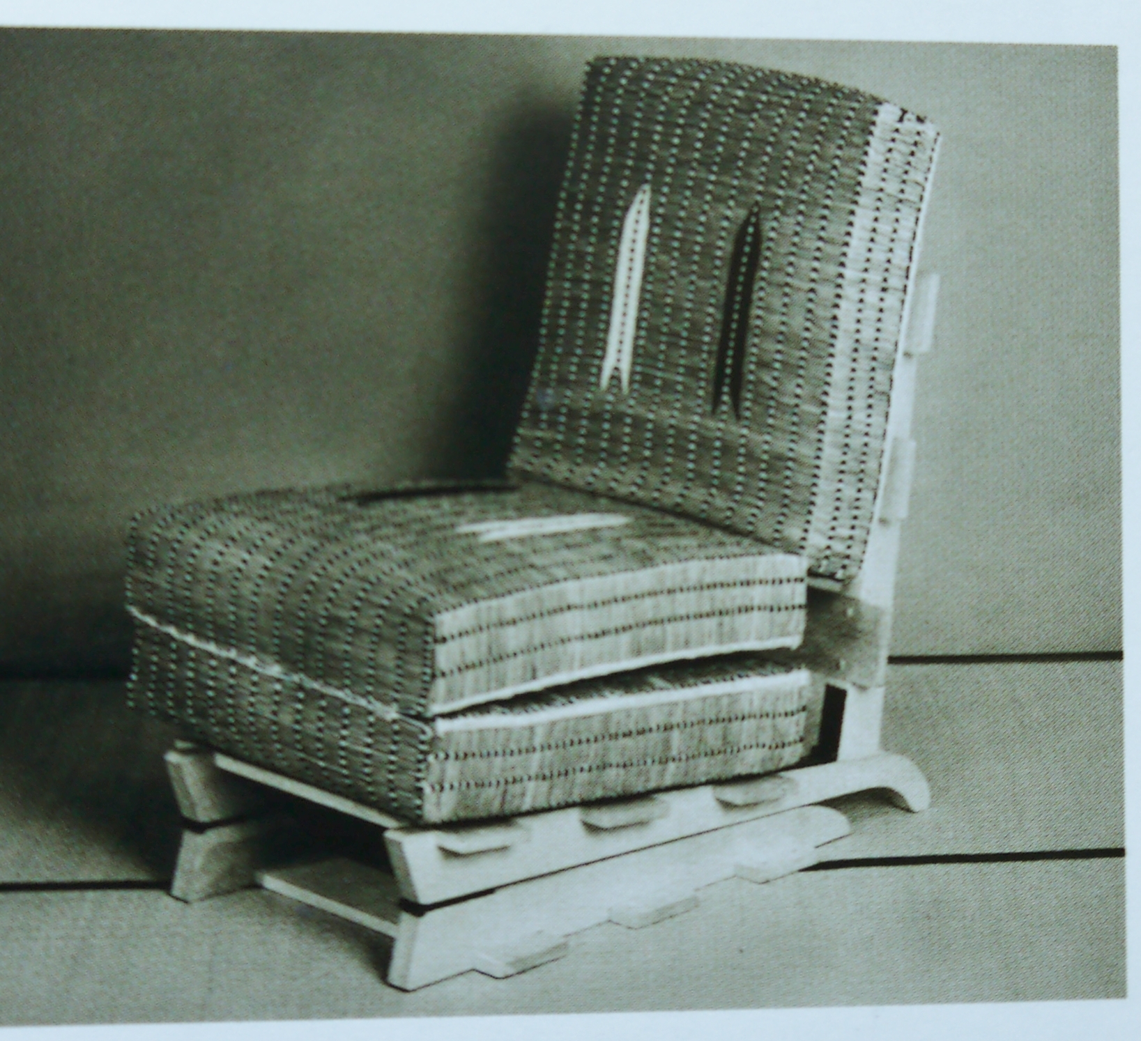 36 Chaise longue pliante en babou transformable en fauteuil 1940 Charlotte Perriadn