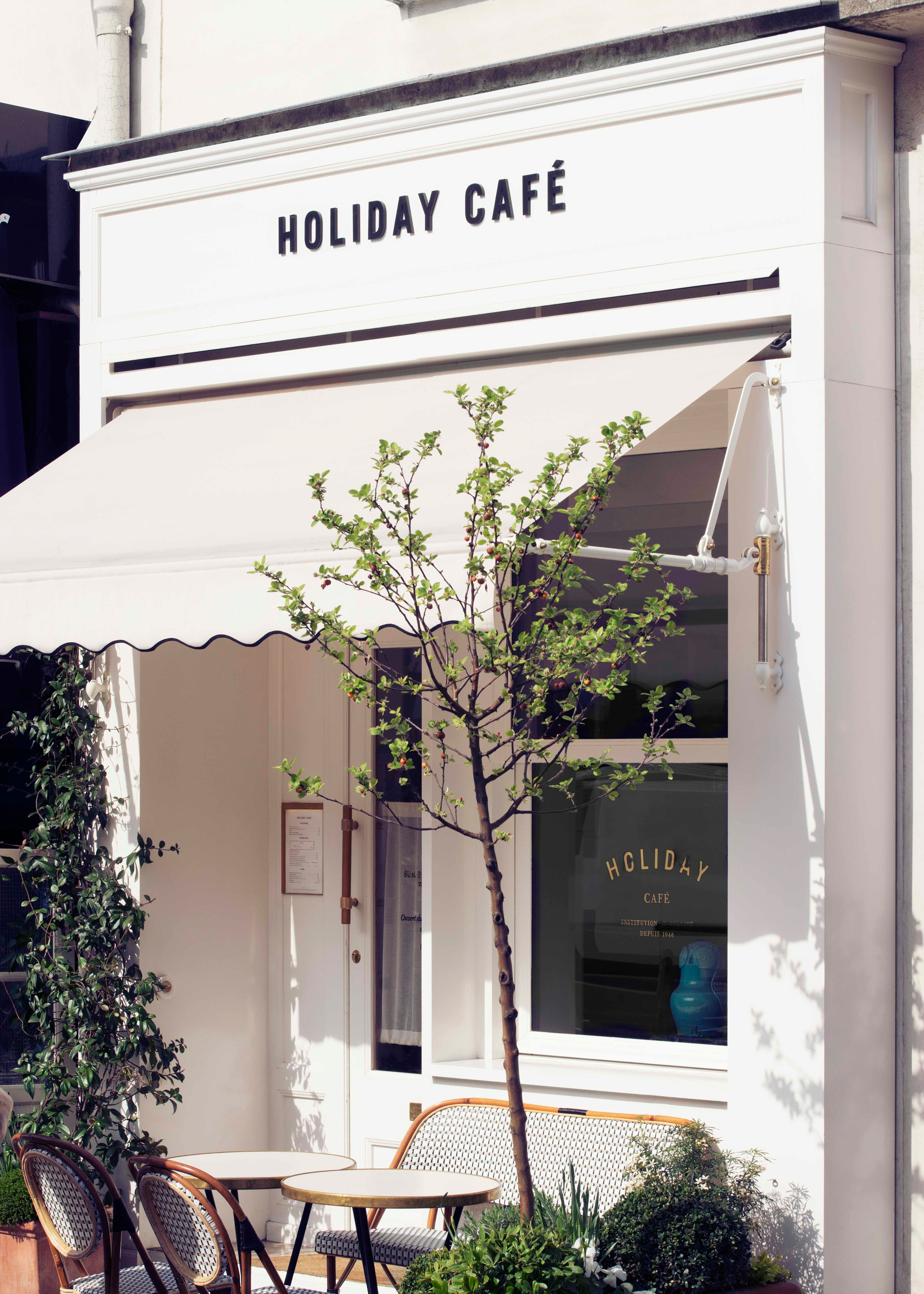 3 Franklin Azzi Holiday Café Alexandre Tabaste