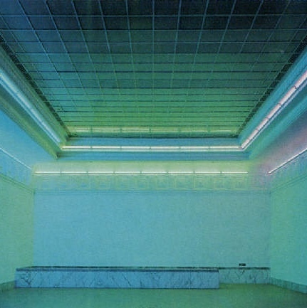 13 Untitled Dan Flavin 1989 © DR