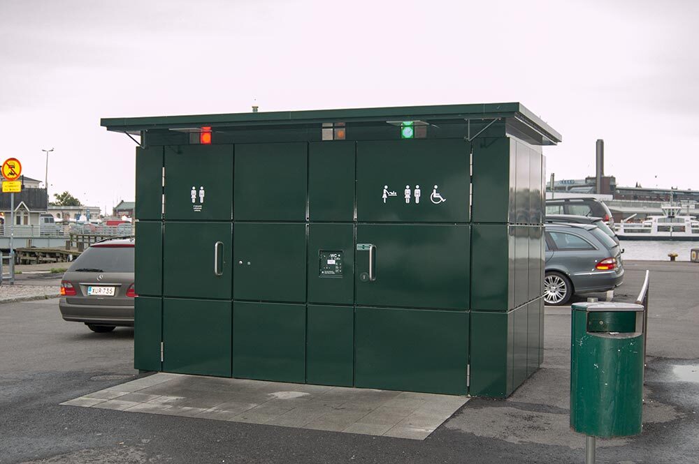 36 Toilets Helsinki Finland DR