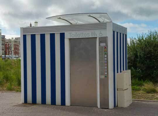 58 Public Toilets Le Havre France DR