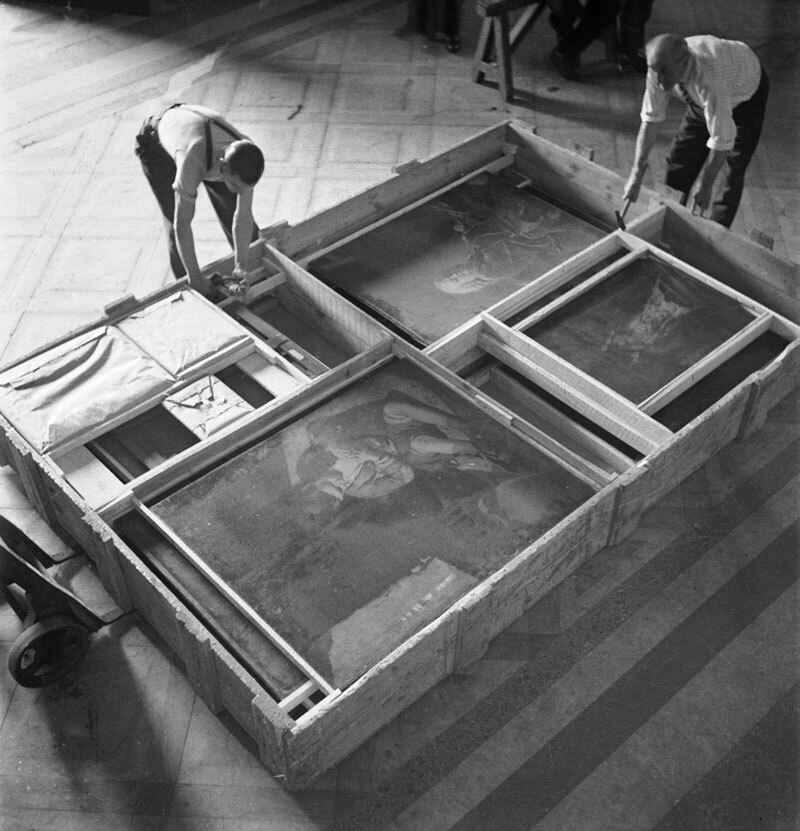 05. Return of masterpieces to the Louvre Museum after the war, Paris, 1945 © National Archives