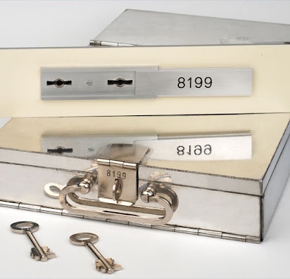 17 Safe-deposit box DR