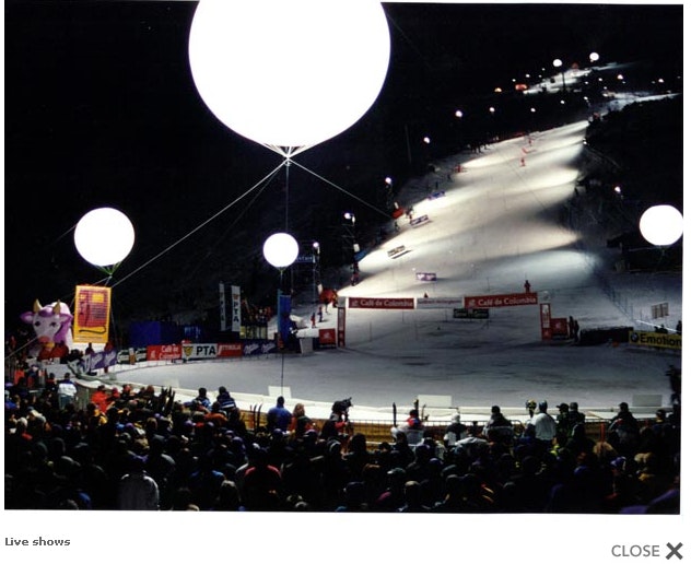 38 Airstar balloons at a ski competition DR