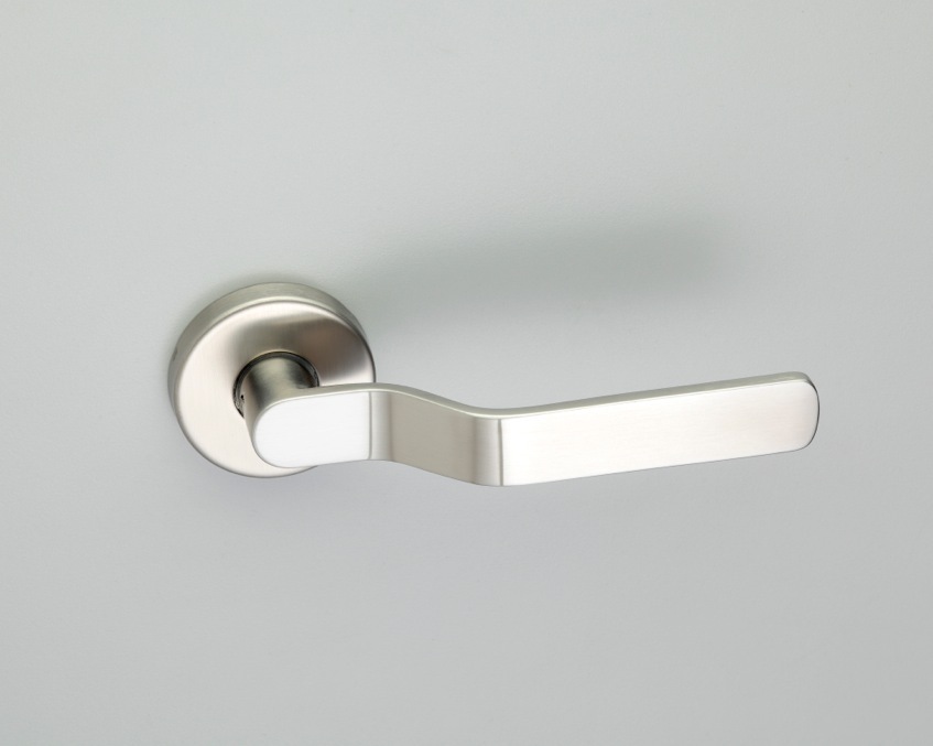 1 Franklin Azzi Less Is More zonta