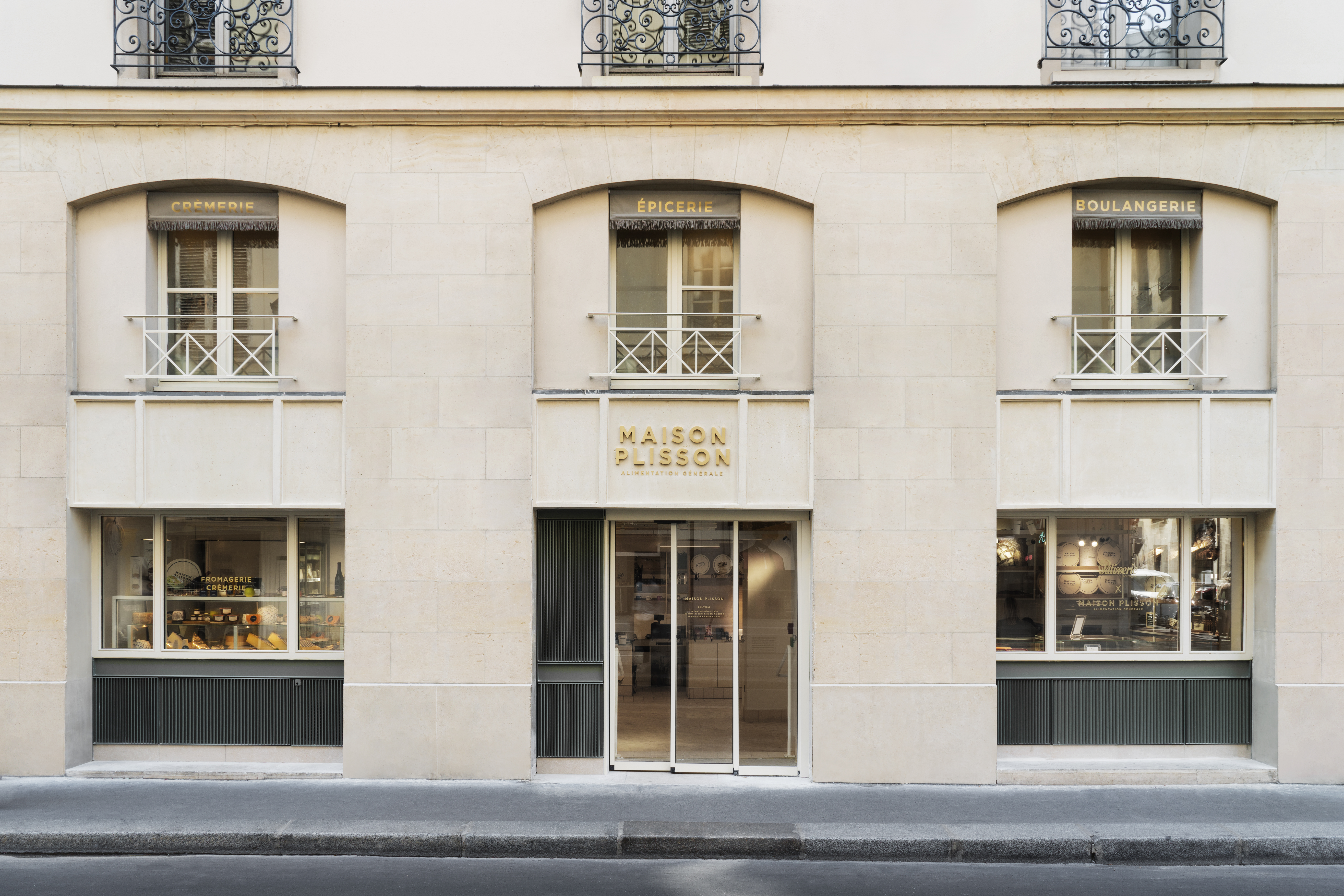 MAISON PLISSON © Alexandre Tabaste