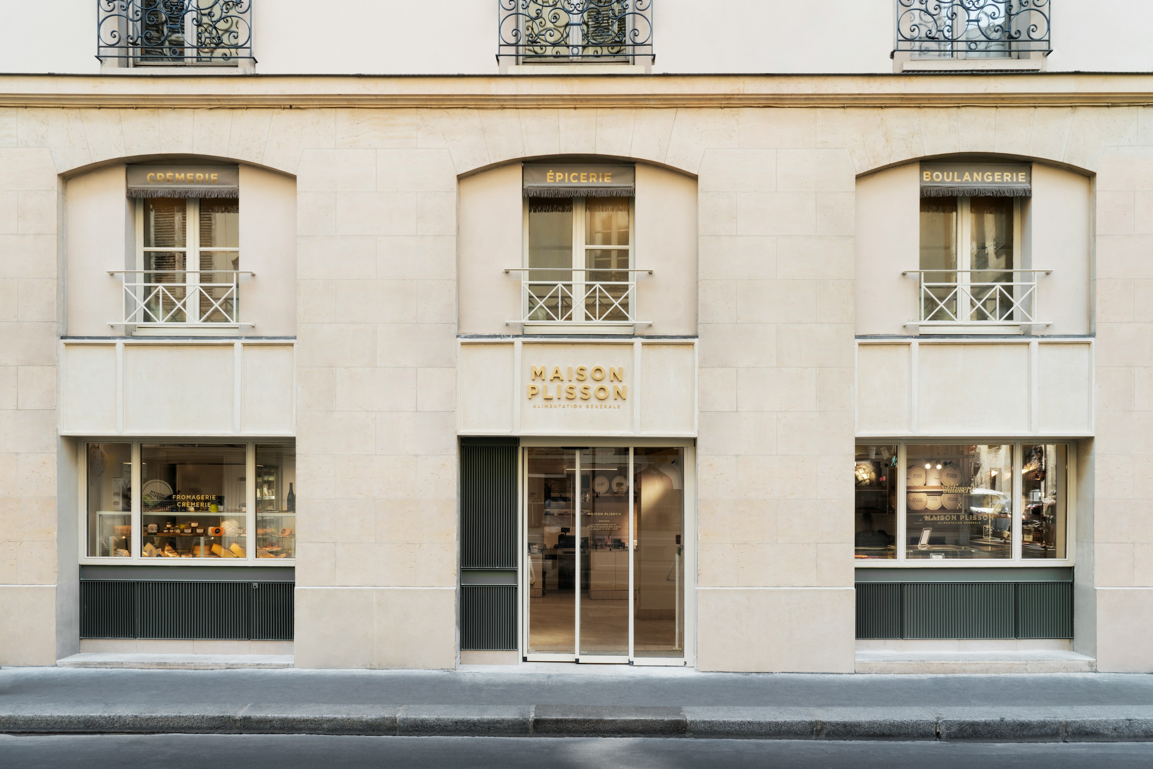 MAISON PLISSON © Alexandre Tabaste