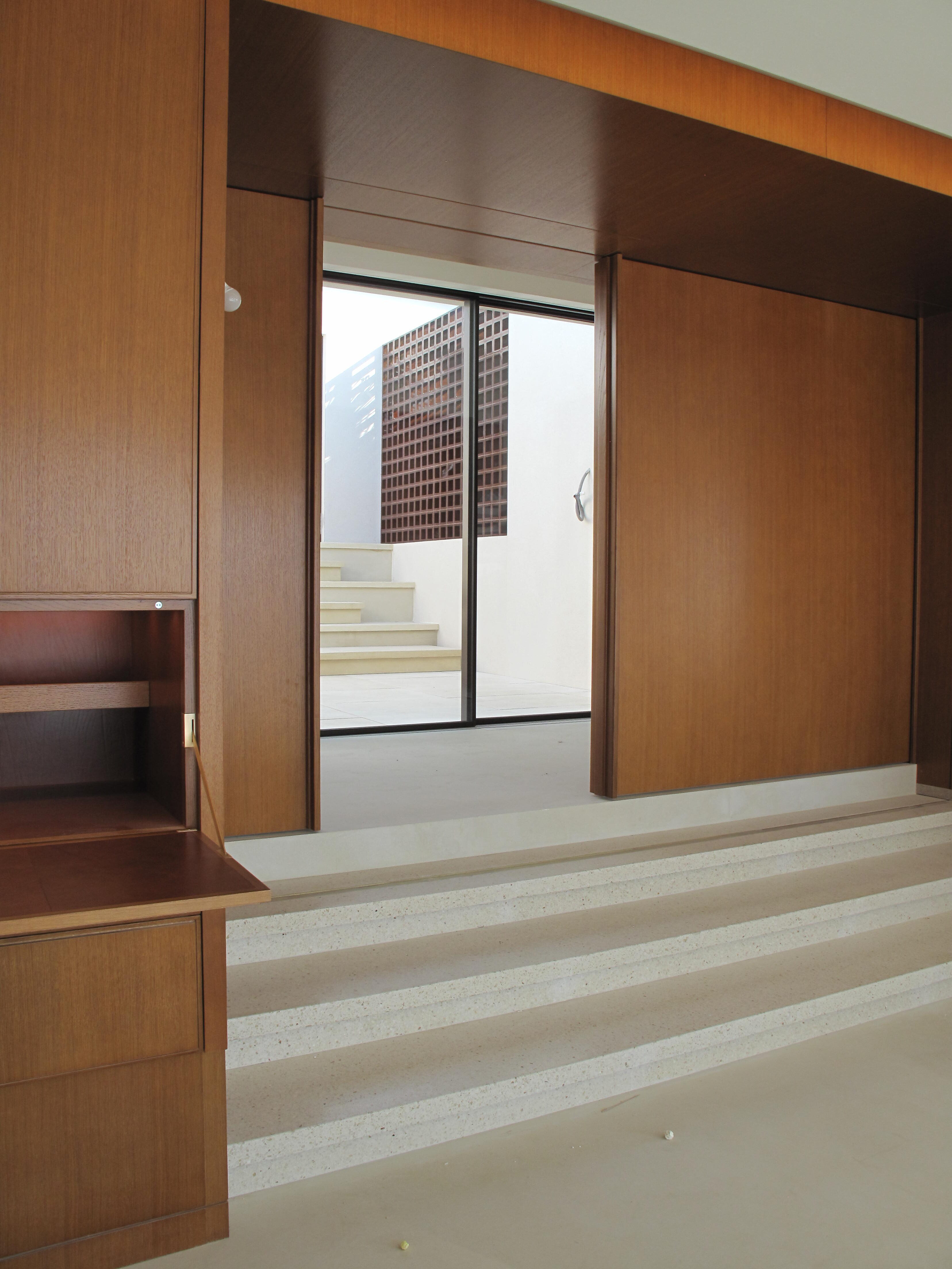 40 Maison Sud dining room construction site 2019 Alexandre Tabaste