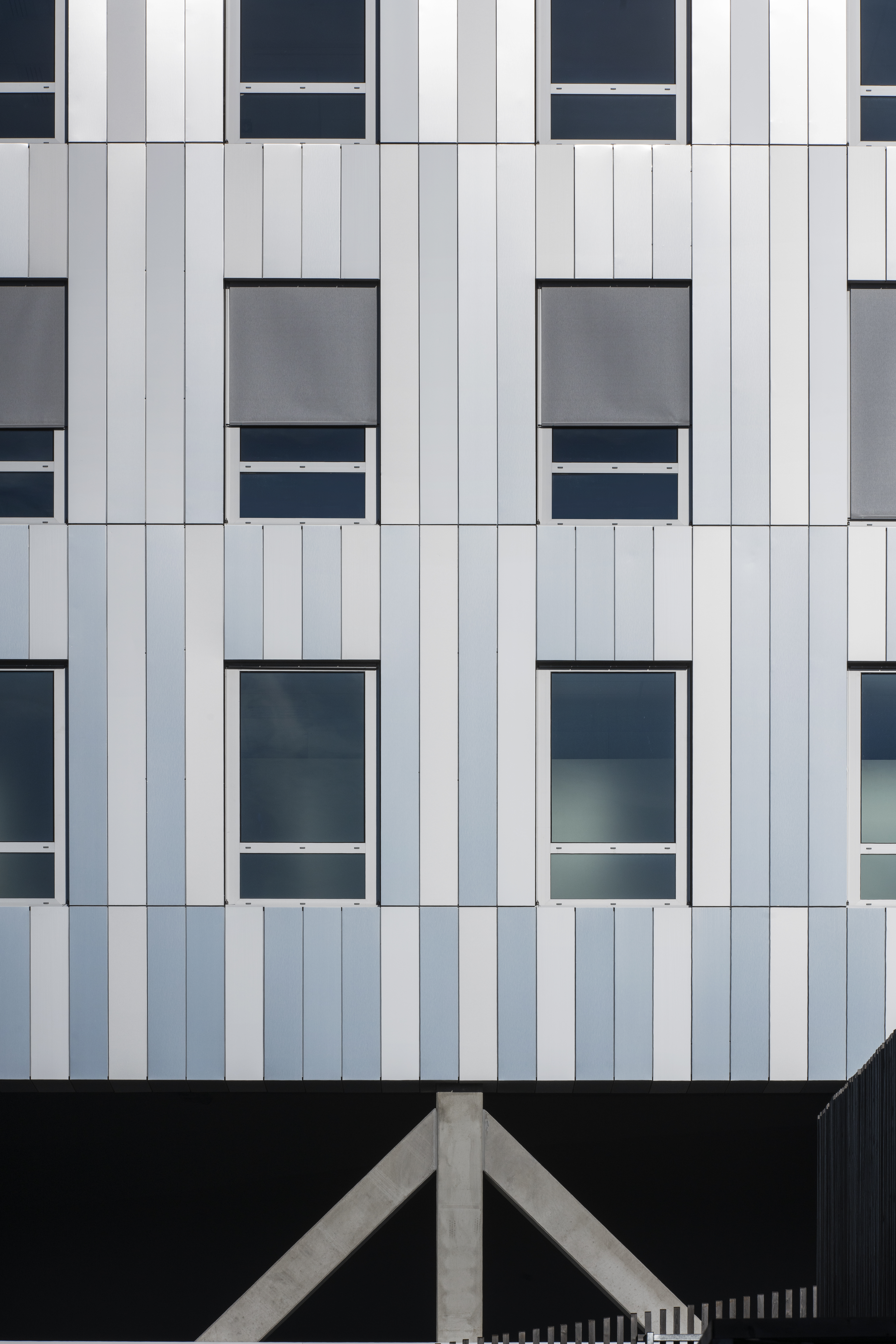 FRANKLIN AZZI, Meurice Eastway Business Center © Alexandre Tabaste