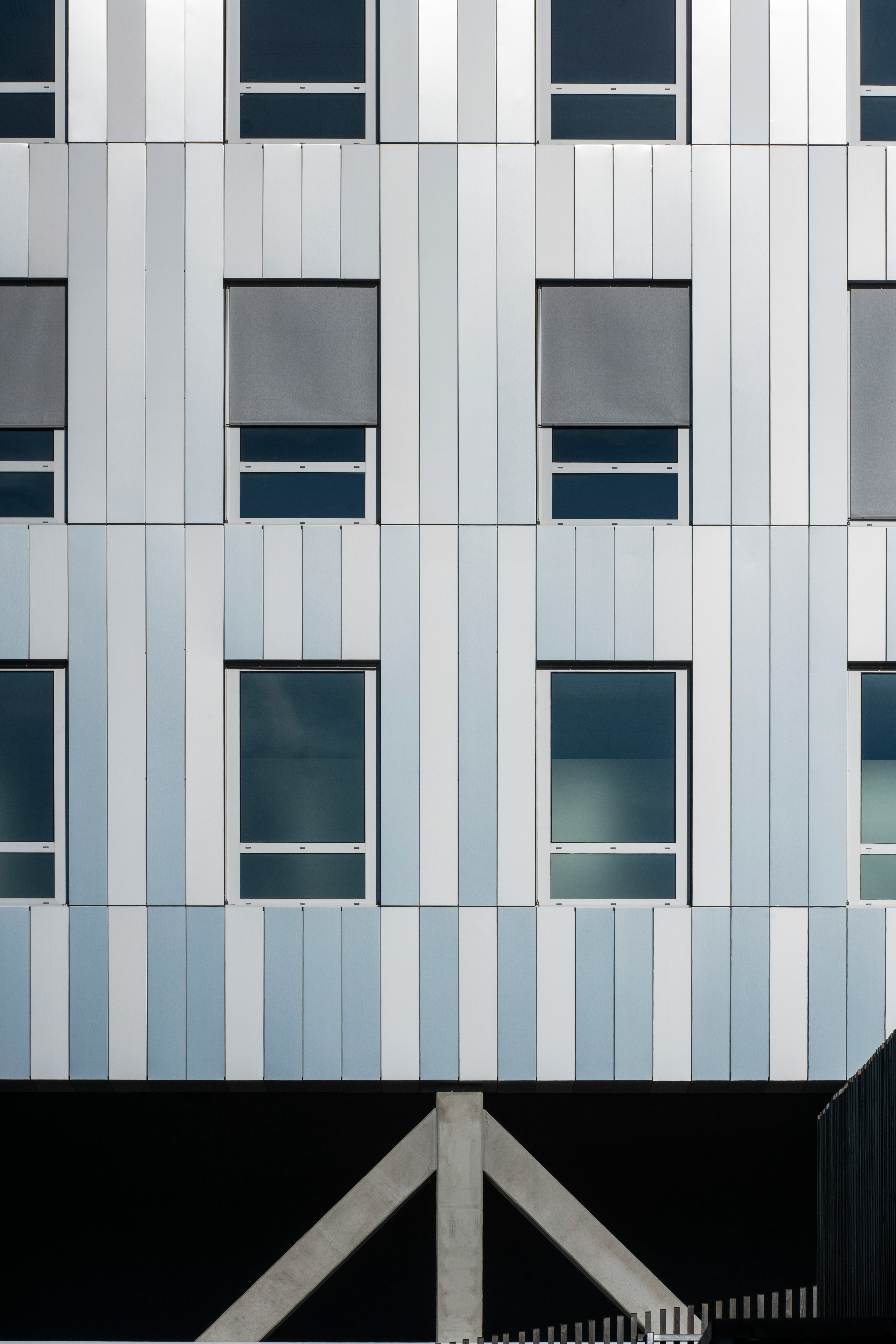 FRANKLIN AZZI, Meurice Eastway Business Center © Alexandre Tabaste