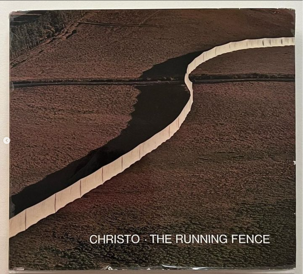 29 The Running Fence Project Christo 1980 Text by Werner Spies photo by Wolfgang Volz