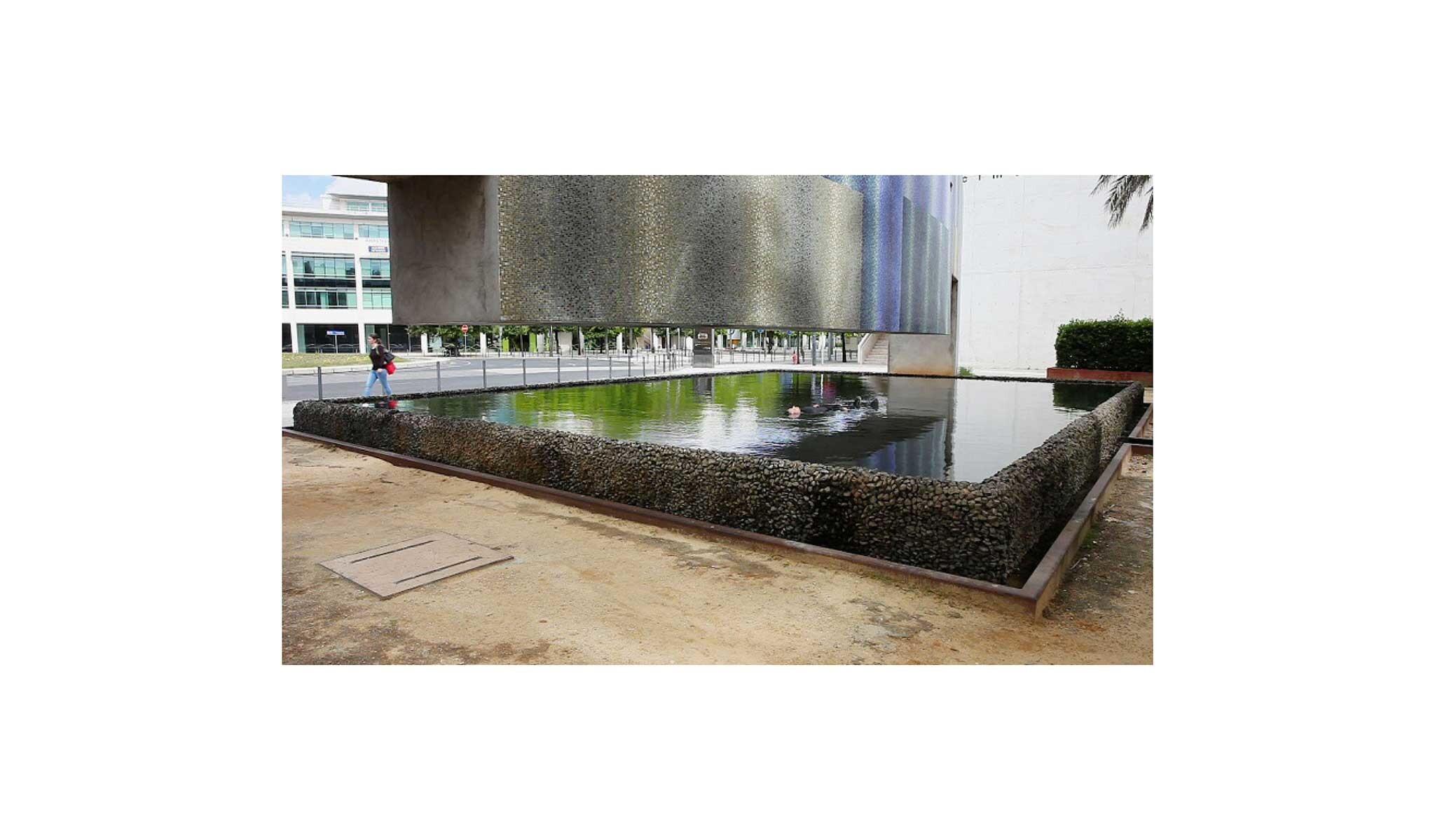 SEBASTIAN STUMPF COURTESY GALERIE THOMAS FISCHER BERLIN 2