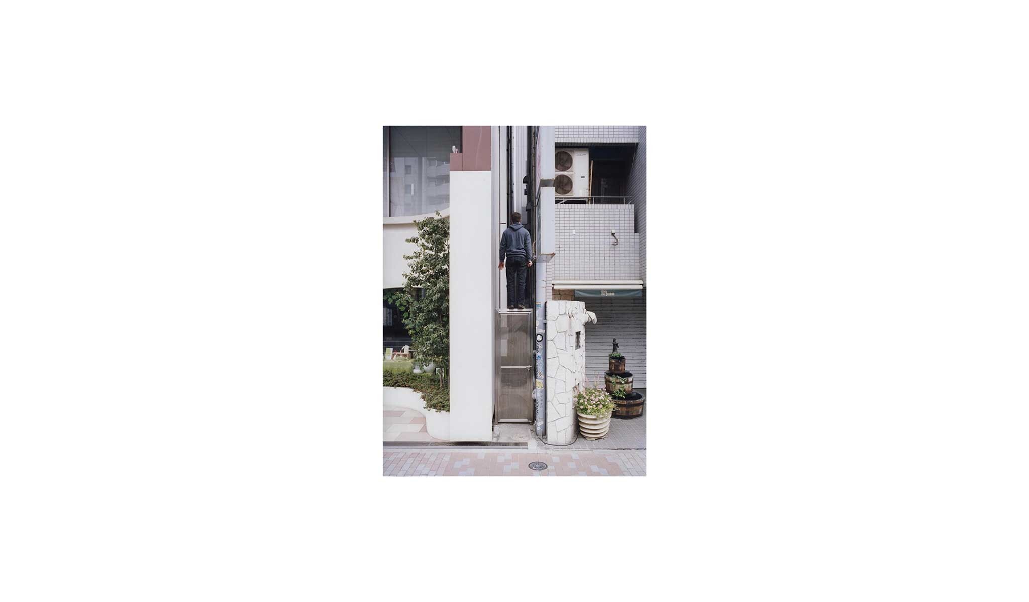 SEBASTIAN STUMPF COURTESY GALERIE THOMAS FISCHER BERLIN 5