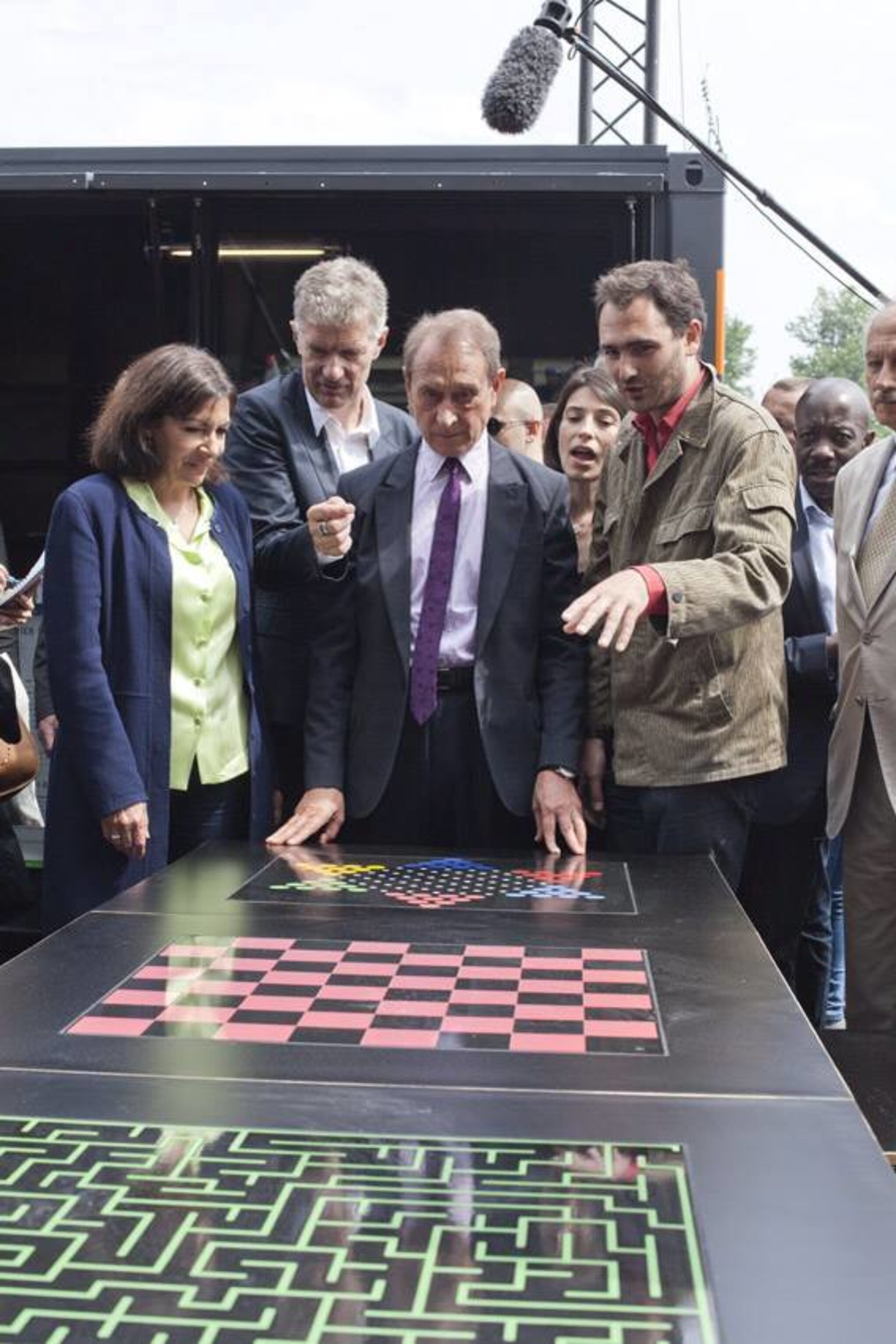 6 19 06 13 BERTRAND DELANOË INAUGURE LES BERGES DE SEINE