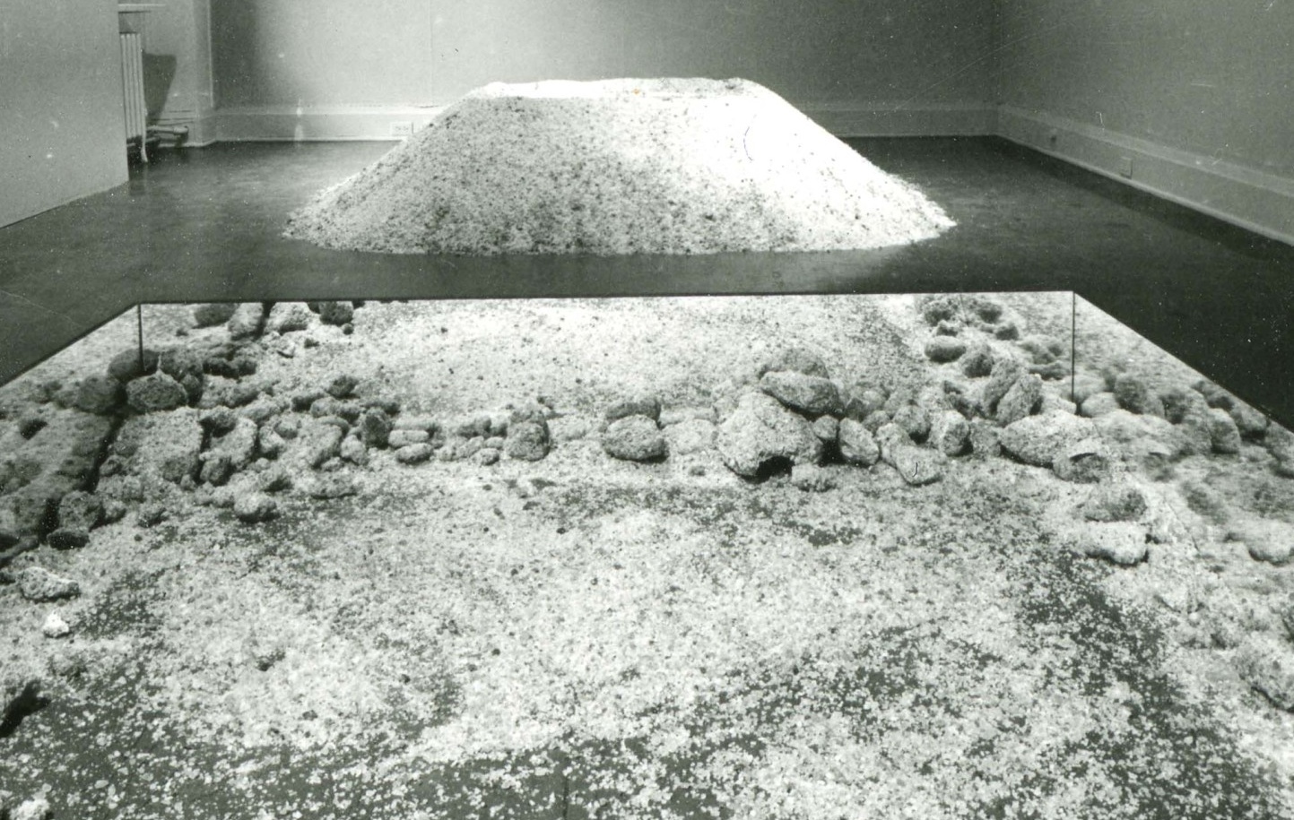 7 Mirror Salt Works Smithson Robert Chicago 1976 DR