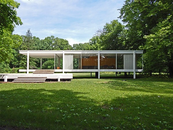 13 PHILIPP JOHNSON GLASS HOUSE DR