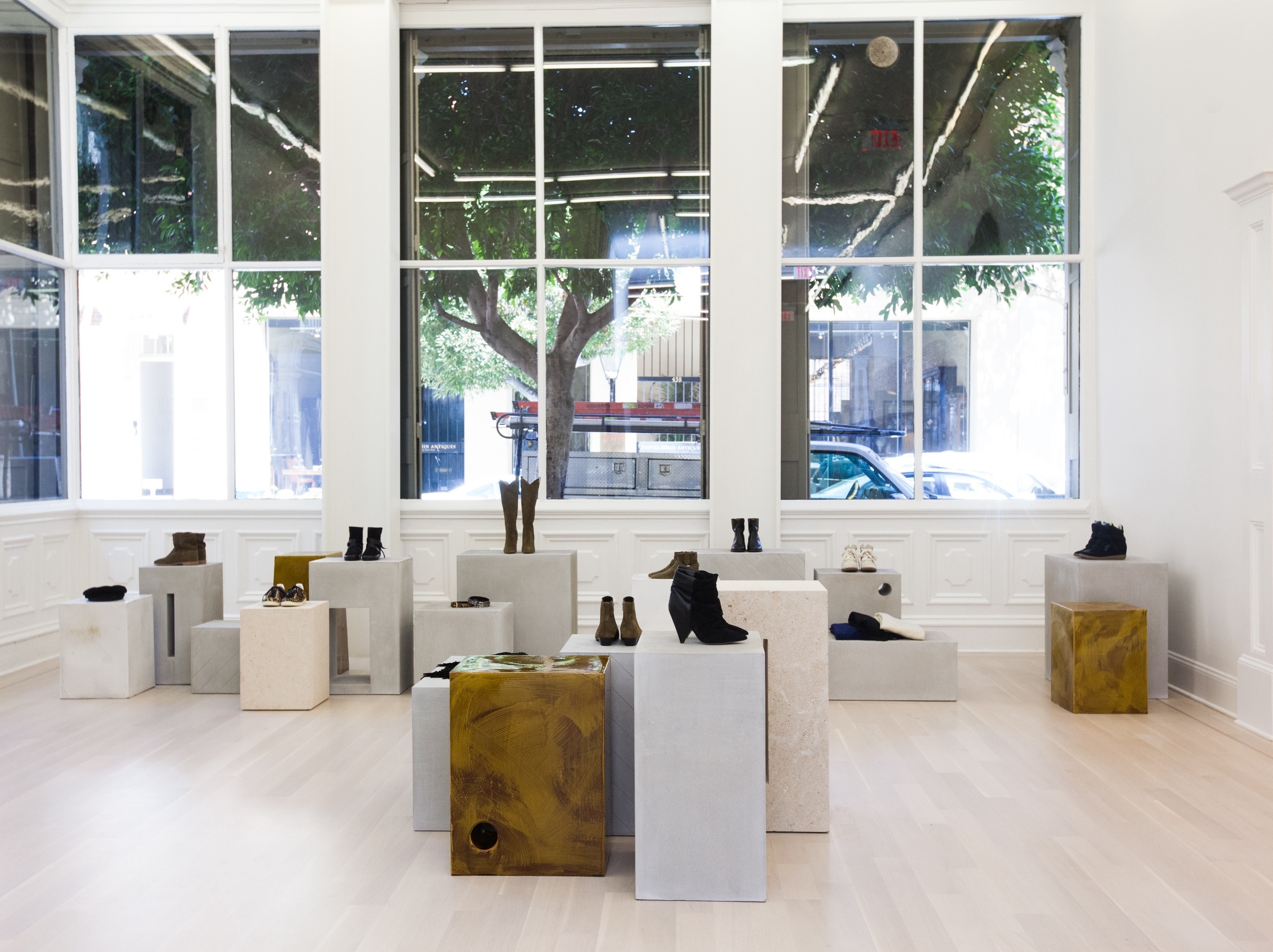 Franklin Azzi, Displays, Isabel Marant, San Francisco