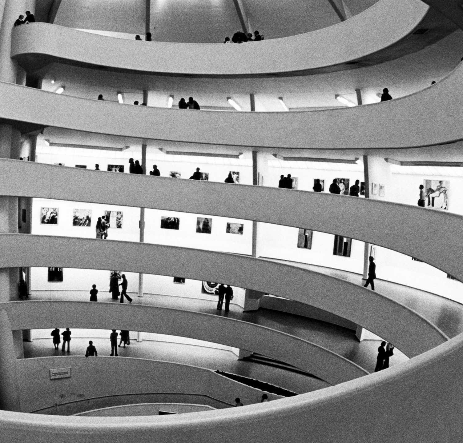 07_Guggenheim Museum, Frank Lloyd Wright, New York, United States, 1959 © DR