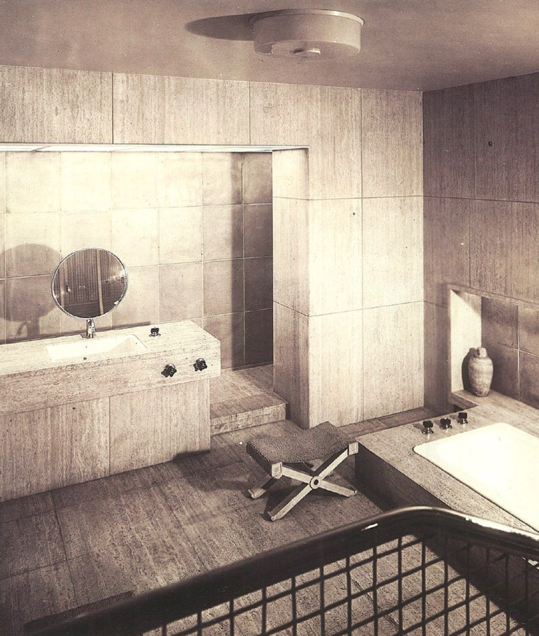 33_Bathroom, Paul Dupré-Lafon, 1938 © DR