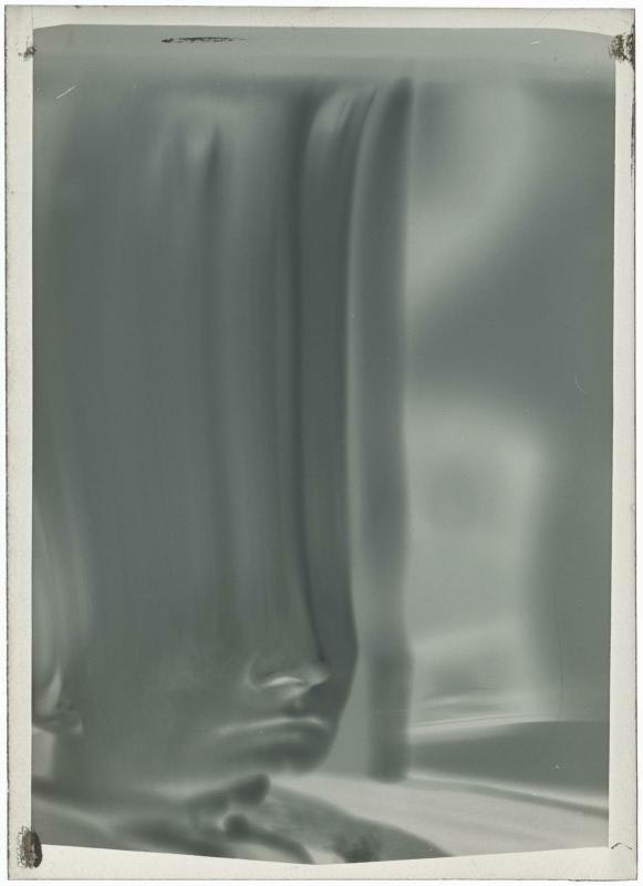 47_Marcel Duchamp in a distorting mirror, Man Ray, 1925 © Centre Pompidou