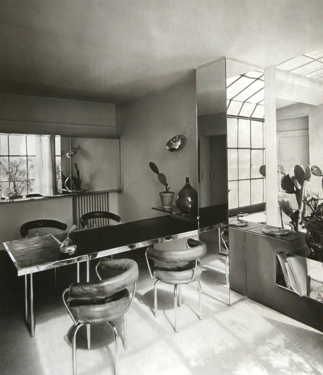Dining room in the place Saint-Sulpice apartment studio, Charlotte Perriand, 1927 © Charlotte Perriand Archives