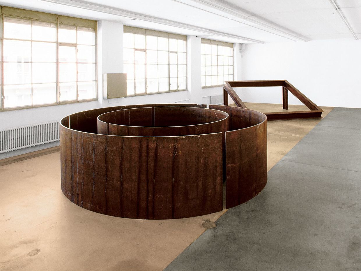 Robert Morris exhibition, MAMCO Genève, 1997-1998 © DR