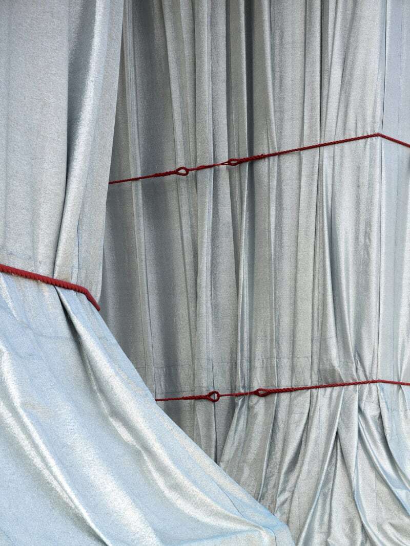 Detail of the L'Arc de Triomphe, Wrapped, Christo & Jeanne-Claude, 2021 © Yohan Zerdoun