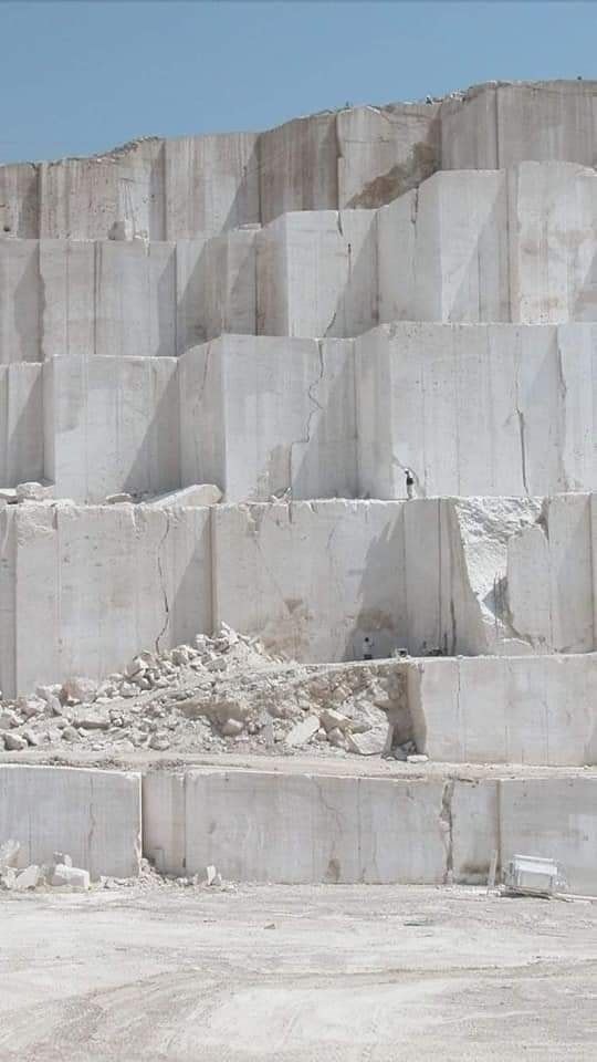 7 Carrière de marbre DR
